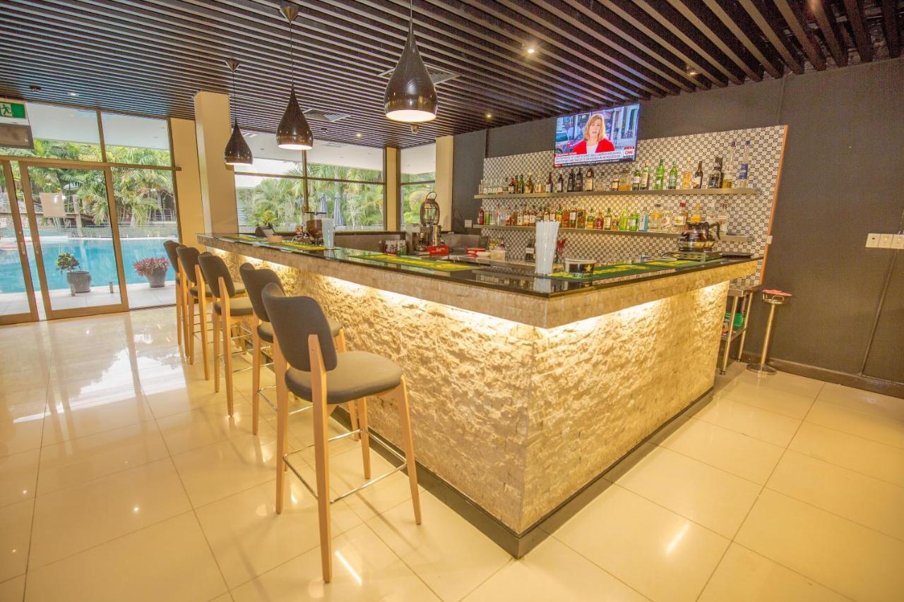 Gateway Hotel Port Moresby Esterno foto
